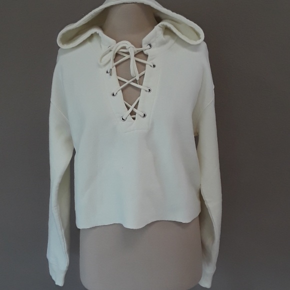 PacSun Sweaters - Pacsun cropped laced up hoodie